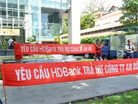 Khiếu kiện tại Hội sở HDBank TP.HCM