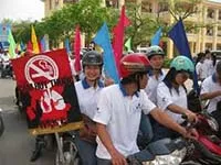 Tập huấn kiến thức và ký cam kết triển khai dự án xây dựng môi trường không khói thuốc lá
