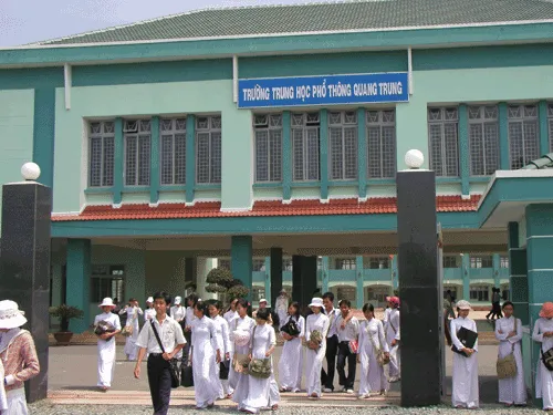 Ngoại thành sẵn sàng cho năm học mới