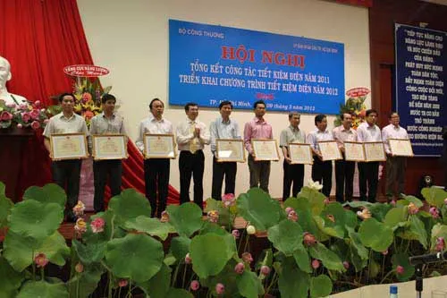 TP.HCM: Nhiều cách làm hay trong công tác tiết kiệm điện