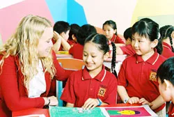 bXã hội hóa giáo dục- Hướng đi đúng/b briBài 1: Nhiều mô hình hay, cách làm hiệu quả/br/i