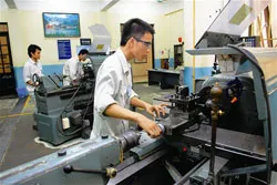 Thị trường lao động: Khan hiếm nguồn nhân lực kỹ thuật