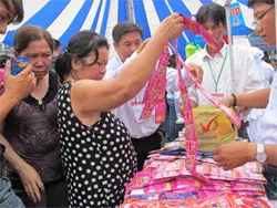 Ngày vàng hàng Việt về chợ vùng ven Bà Điểm, cơ hội cho doanh nghiệp Việt