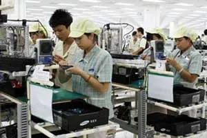 Doanh nghiệp trước áp lực tăng lương