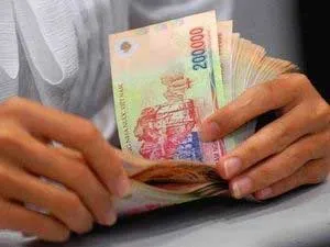 Tăng lương tối thiểu vào đầu năm 2013 thì phù hợp với tình hình thực tế