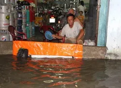 Ứng phó đợt triều cường và xả lũ ở TPHCM