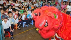 Một mùa Trung thu trọn vẹn của trẻ em Lý Nhơn