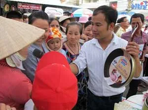 Tiểu thương chợ Tân Mỹ hưởng ứng Ngày vàng hàng Việt