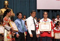TPHCM tổng kết Hội khỏe Phù Đổng toàn quốc 2012