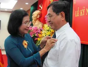 TPHCM: Kỷ niệm 95 năm ngày Cách Mạng tháng Mười Nga thành công