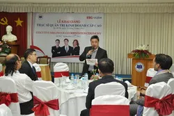 Viện Đào tạo Quốc tế ISB chào đón 300 tân học viên năm học 2012-2013