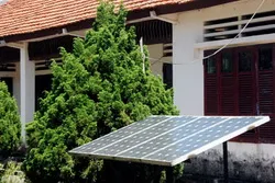 Khánh Hòa: Đầu tư hệ thống điện mặt trời cho người dân ở hải đảo