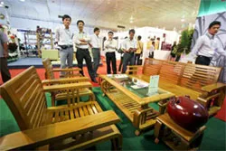 Khai mạc Hội chợ Đồ gỗ và Trang trí nội thất Việt Nam 2012