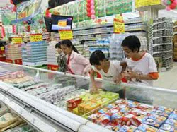 Gian lận đóng gói trong kinh doanh: Công khai móc túi người tiêu dùng