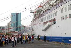 Tàu Thanh niên Đông Nam Á 2012 rời Việt Nam