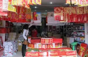 Thị trường lịch Tết 2013: khởi động sớm- sức mua chậm