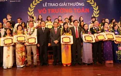 Trao giải thưởng Võ Trường Toản năm 2012