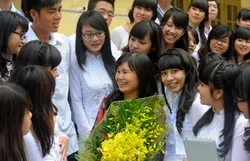 Nhiều trường học kỷ niệm Ngày Nhà giáo Việt Nam