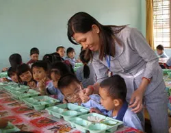 Giáo viên ngoại thành vẫn đong đầy tình yêu trẻ thơ