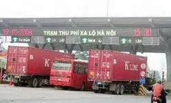 Doanh nghiệp vận tải kiến nghị lùi thời hạn thu phí bảo trì đường bộ