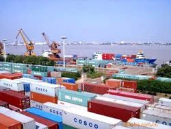 11 tháng, kim ngạch xuất khẩu ước đạt hơn 104 tỷ USD