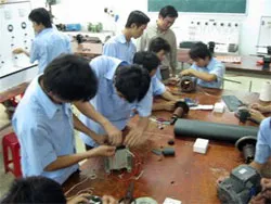 Năm 2020: 100% học sinh TCCN được học tiếng Anh tăng cường
