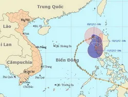 Bão Bopha đổi hướng và sương mù ở Nam Bộ