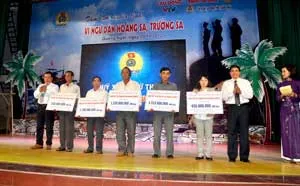Công đoàn viên chức TPHCM đóng góp cho sự tăng trưởng và phát triển thành phố