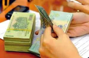 Hơn 100 doanh nghiệp công bố tiền lương thưởng Tết