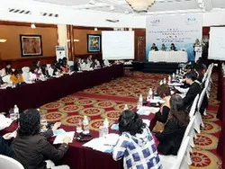 Đối thoại Chính sách về bảo vệ quyền của lao động nữ đi làm việc ở nước ngoài