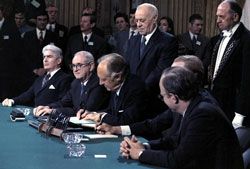 Hiệp định Paris và những bài học quý báu