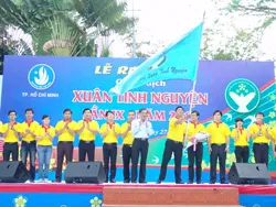 Lễ ra quân chiến dịch Xuân tình nguyện 2013