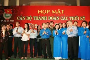 Cán bộ Thành Đoàn TP.HCM các thời kỳ họp mặt mừng xuân