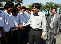 Phó Bí thư thường trực Thành ủy TP.HCM thăm, chúc Tết công ty VWS