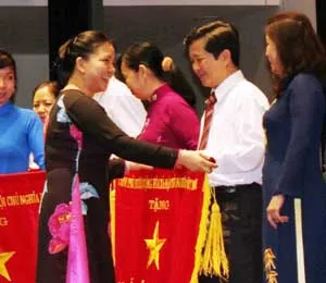 TP.HCM tổng kết phong trào thi đua yêu nước năm 2012