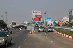 TPHCM: Sắp khởi công 3 cây cầu vượt