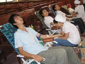 Năm 2013 phấn đấu vận động 180.000 đơn vị máu