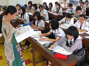 Cần lộ trình đào tạo giáo viên đáp ứng chương trình, sách giáo khoa mới