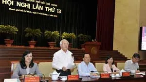 Bế mạc Hội Nghị lần thứ 13 Ban Chấp Hành Đảng Bộ TP.HCM Khóa IX
