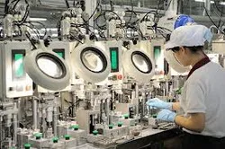 Xúc tiến đầu tư công nghiệp hỗ trợ vào khu công nghệ cao
