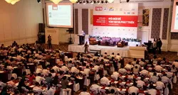Đổi mới để tồn tại và phát triển
