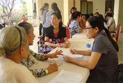 Sơ kết hoạt động mô hình Tổ tư vấn cộng đồng tại Chi hội năm 2012