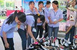 Phiên chợ công nhân 2013 về với quận Bình Tân
