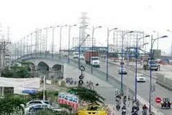 Thay đổi mức thu phí phương tiện qua cầu Rạch Chiếc mới