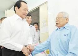Đoàn Đại biểu lãnh đạo TP thăm Người cao tuổi