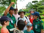 Quận 1 ra mắt Đội thanh niên tình nguyện hỗ trợ khách du lịch