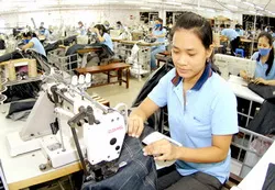 Nhiều chương trình chăm lo cho công nhân