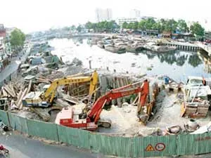 Công trình cống kiểm soát triều Nhiêu Lộc- Thị Nghè vẫn còn nhiều vướng mắc