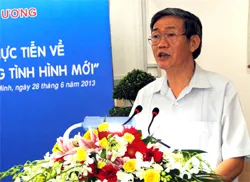 Họp bàn về Một số vấn đề lý luận - thực tiễn về Chiến lược bảo vệ Tổ quốc trong tình hình mới