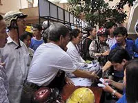 Đợt 4 “Đổi mũ bảo hiệm đạt chuẩn”: Người dân hài lòng về giá và chất lượng mũ